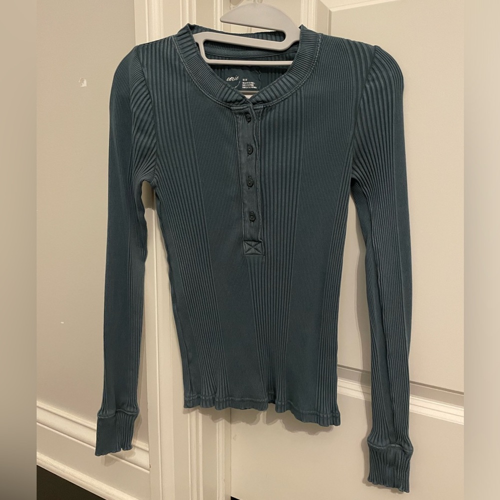 Aerie Henley